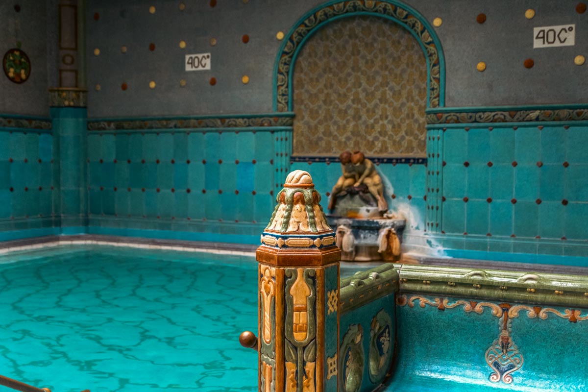 جولة الحمام التركي في أنطاليا
