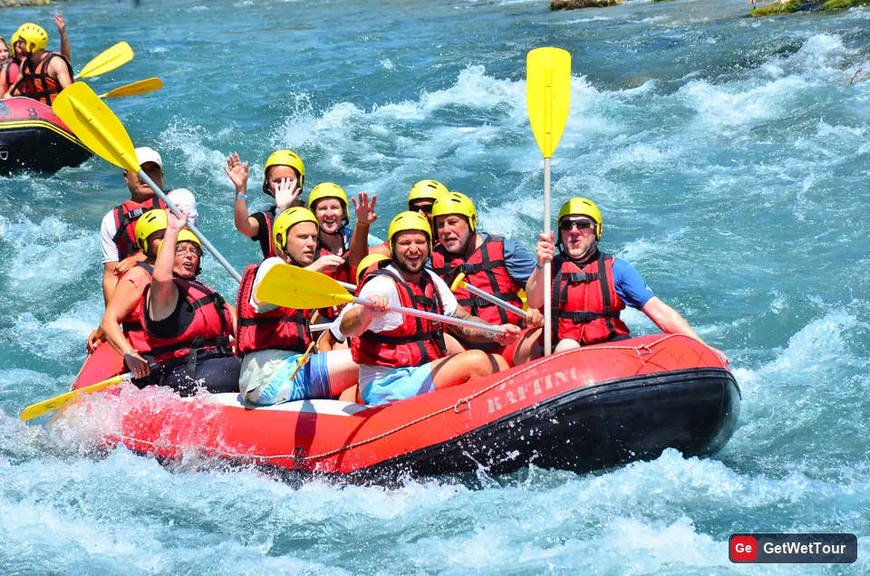 Antalya rafting turunda Köprüçay parkurundaki misafirler