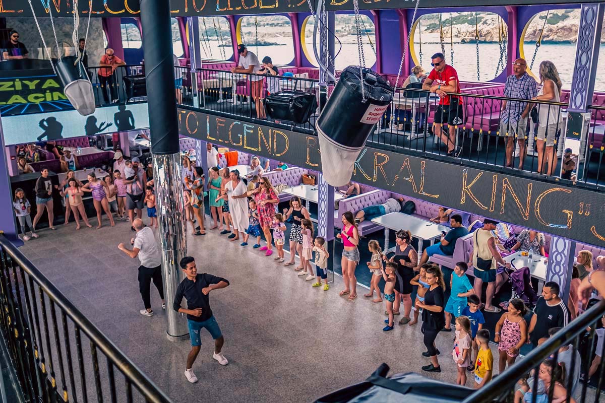 Alanya Sea King Party Cruise photo 3
