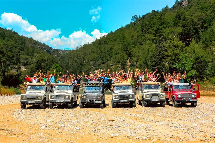 Jeep safari & Rafting